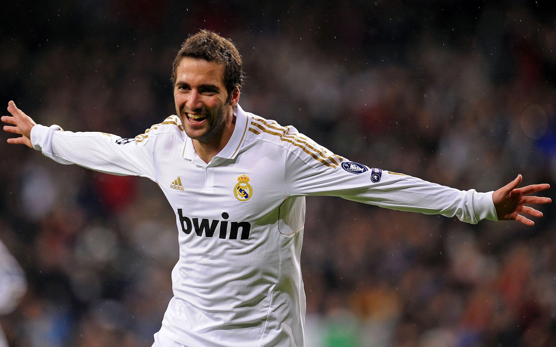 意甲卫冕冠军受困伤病，排名下滑，意甲连冠